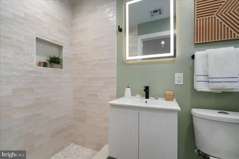 $1,300,000 | 10 Perry Street, Lambertville, NJ 08530