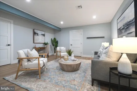 $1,300,000 | 10 Perry Street, Lambertville, NJ 08530