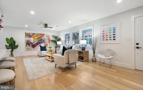 $1,300,000 | 10 Perry Street, Lambertville, NJ 08530