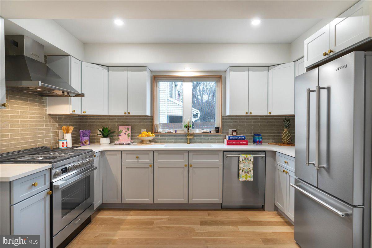 10 Perry Street Lambertville, NJ 08530 - Photo 9 of 40