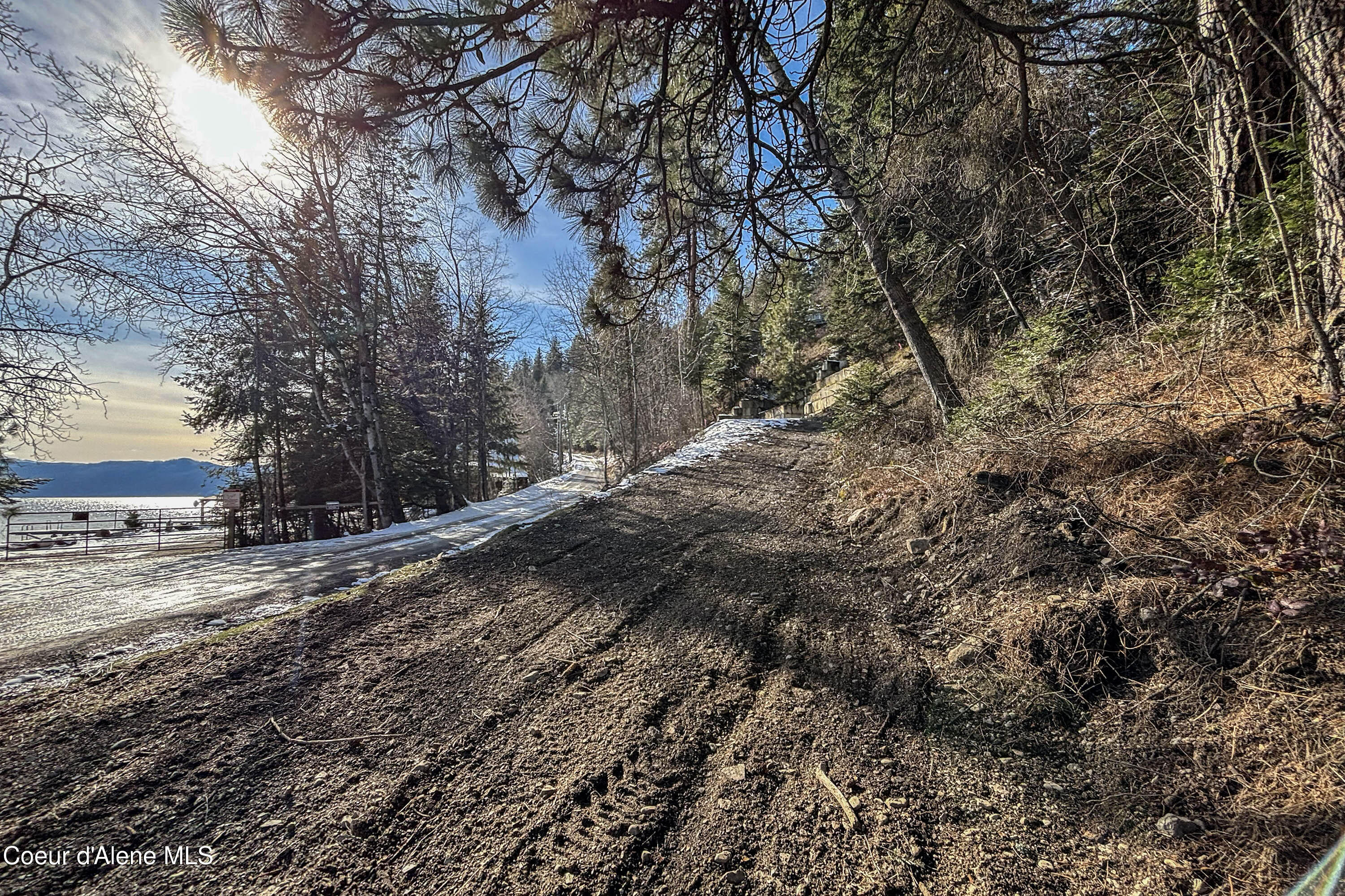 Nna Talache Road Sagle, ID 83860 - Photo 8 of 27 Driveway Looking South