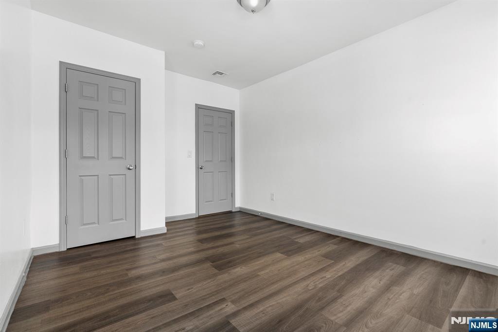143 Valley Road, Unit 2L Montclair, NJ 07042 - Photo 12 of 20