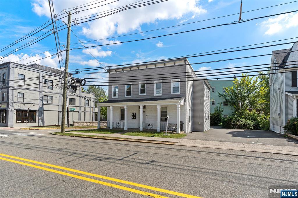 143 Valley Road, Unit 2L Montclair, NJ 07042 - Photo 17 of 20