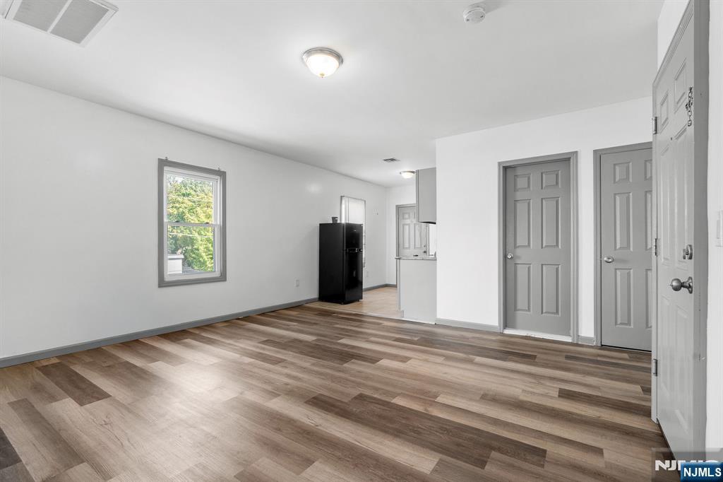 143 Valley Road, Unit 2L Montclair, NJ 07042 - Photo 2 of 20