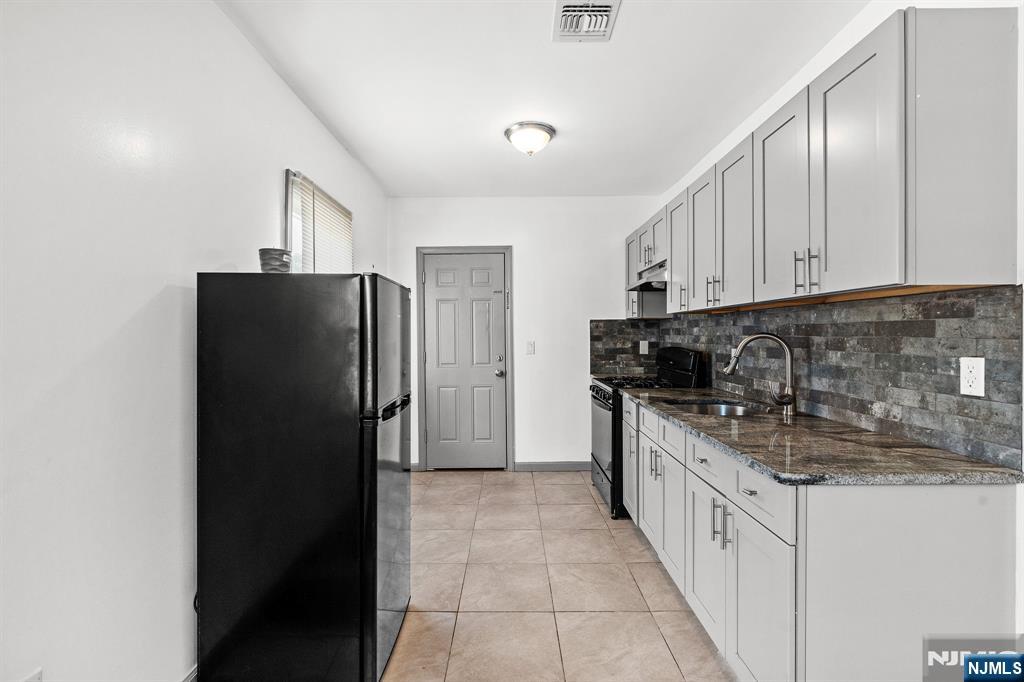 143 Valley Road, Unit 2L Montclair, NJ 07042 - Photo 10 of 20