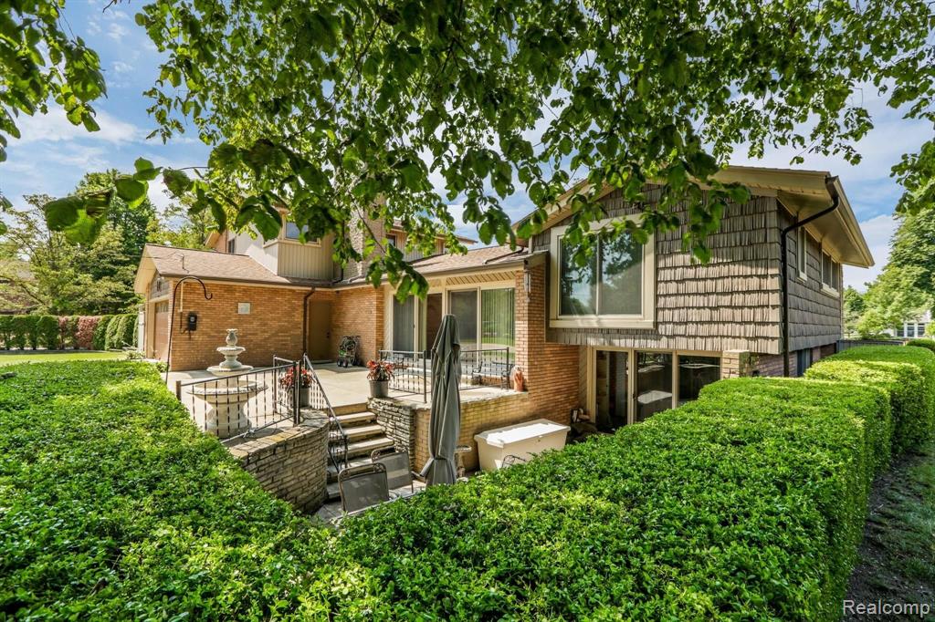600 Middlesex Road Grosse Pointe Park, MI 48230 - Photo 9 of 44