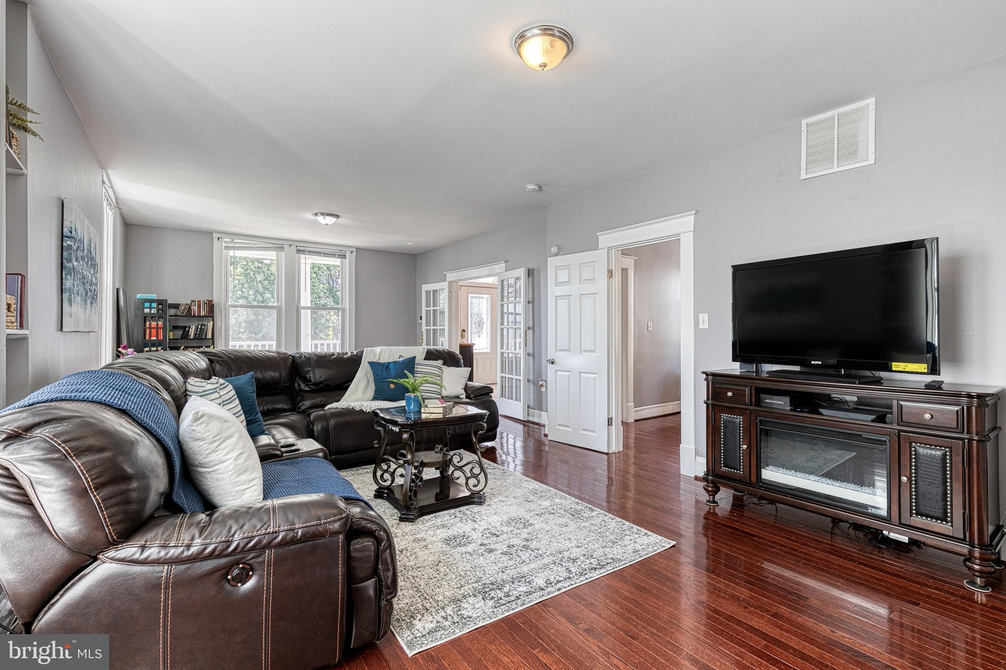 4408 Raspe Avenue Baltimore, MD 21206 - Photo 11 of 39 Gallery Image 11