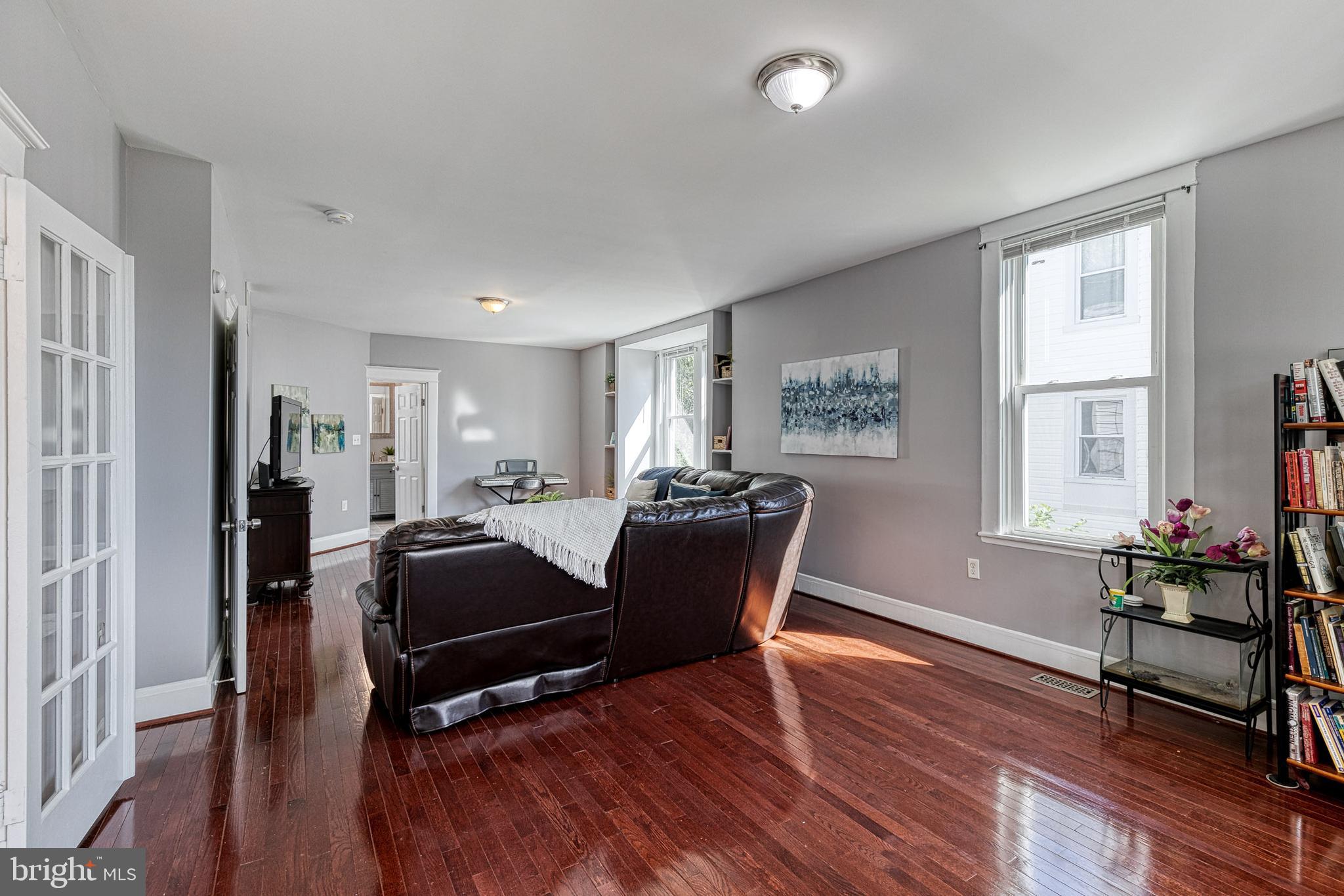 4408 Raspe Avenue Baltimore, MD 21206 - Photo 8 of 39 Gallery Image 8
