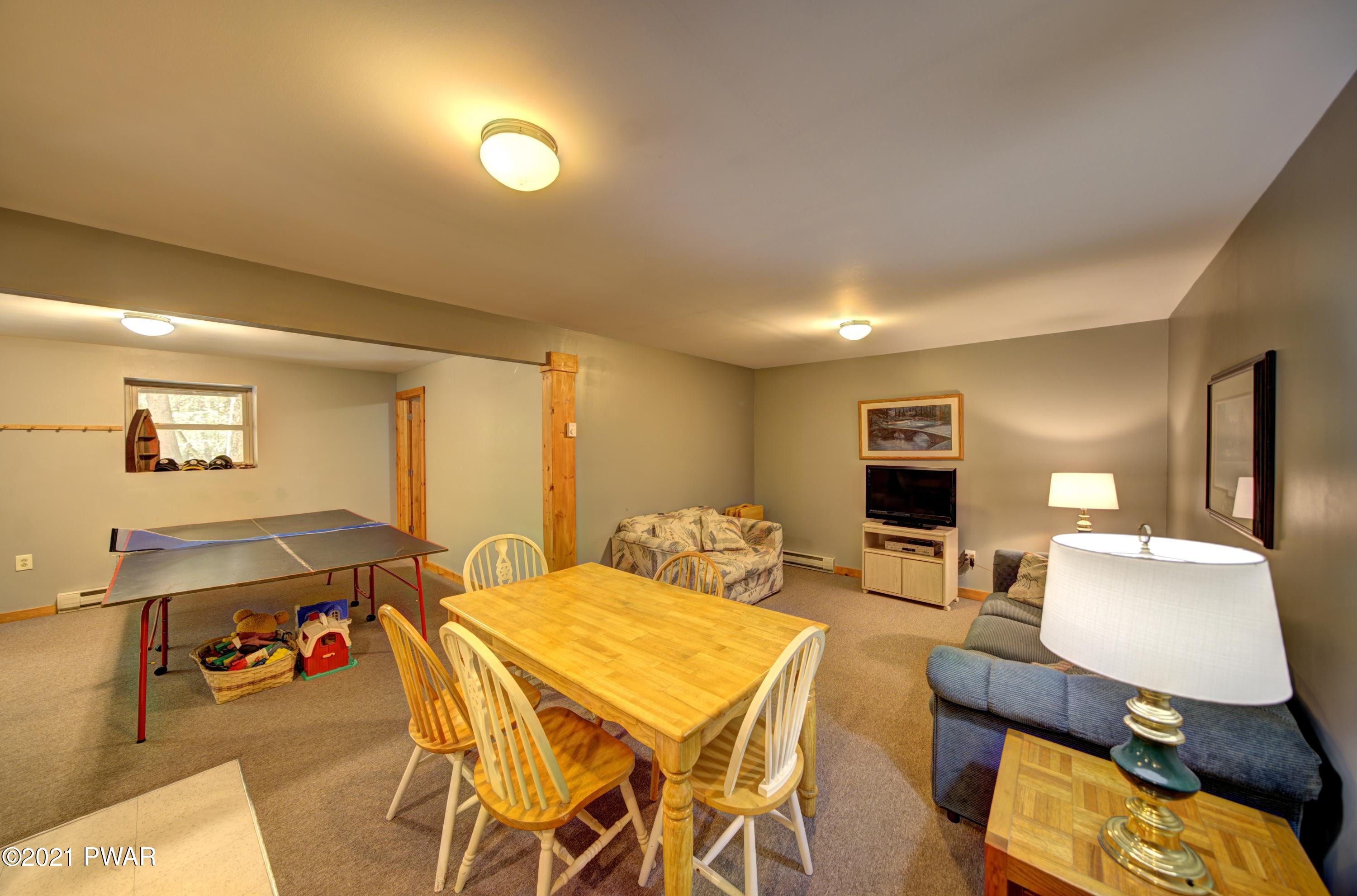 192 Pebble Rock Road Lackawaxen, PA 18435 - Photo 15 of 37
