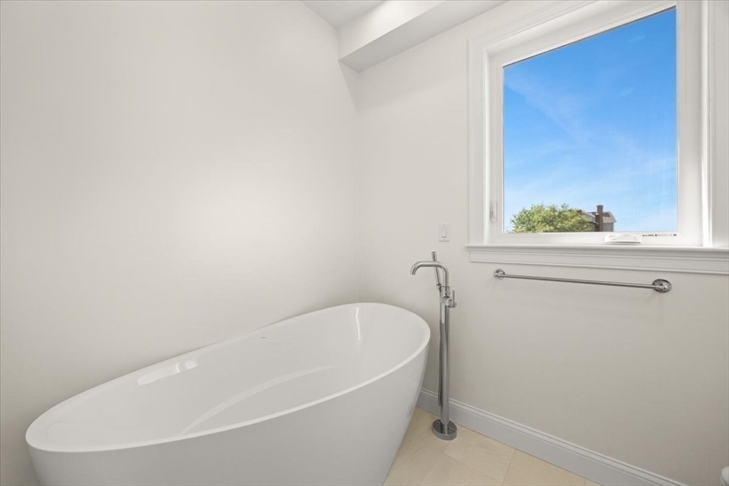 84 Post Island Road Quincy, MA 02169 - Photo 26 of 41