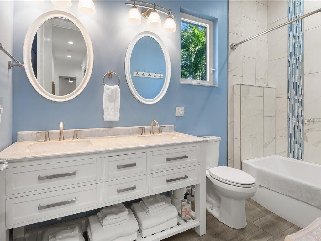 2743 Janet Street Matlacha, FL 33993 - Photo 13 of 41