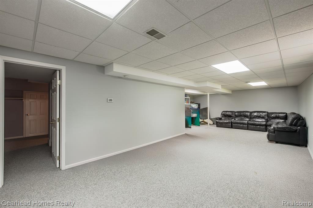 8088 Denton Hill Road Fenton, MI 48430 - Photo 35 of 56