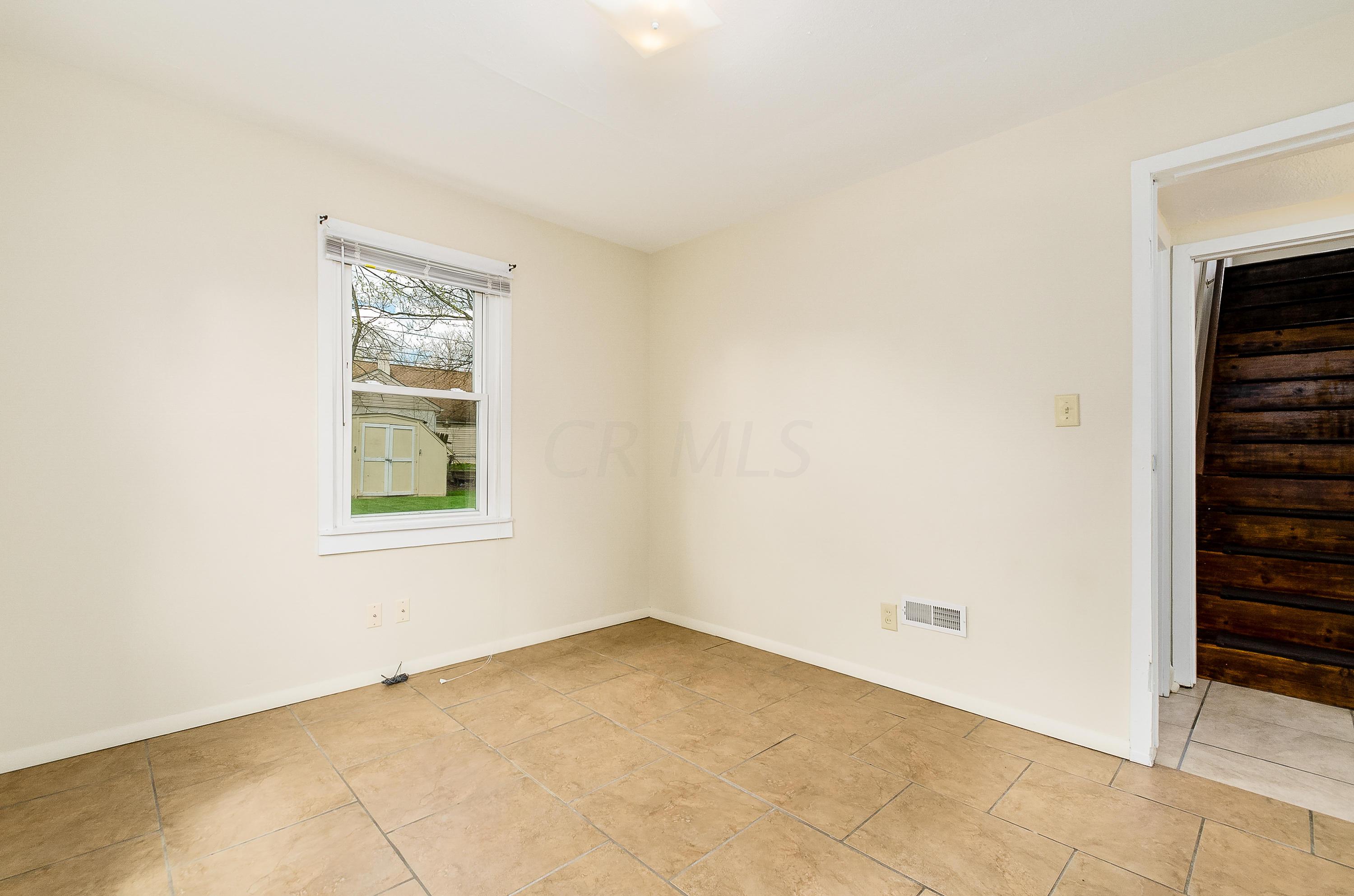 2360 Lindale Road Columbus, OH 43224 - Photo 12 of 29 Gallery Image 12