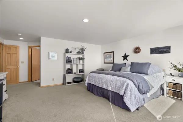 $1,395,000 | 212 Tala Shore Drive, Port Ludlow, WA 98365