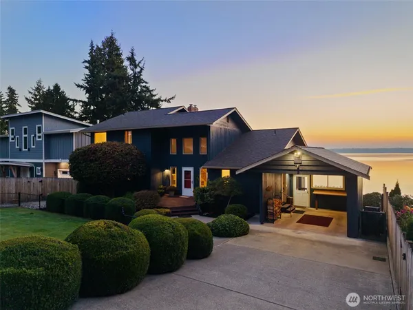 $1,395,000 | 212 Tala Shore Drive, Port Ludlow, WA 98365