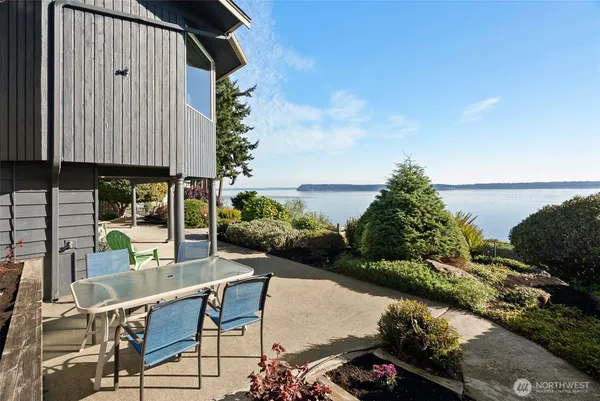 $1,395,000 | 212 Tala Shore Drive, Port Ludlow, WA 98365