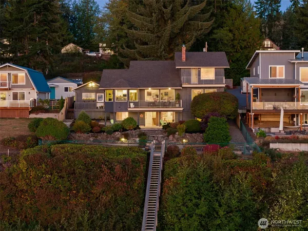 $1,395,000 | 212 Tala Shore Drive, Port Ludlow, WA 98365