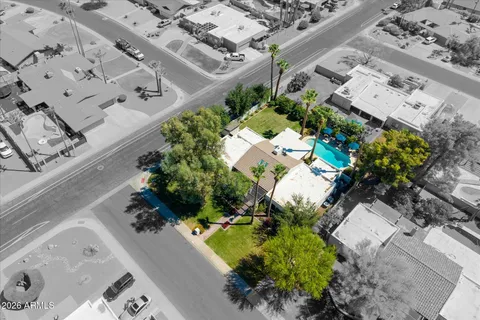 $1,075,000 | 241 East Forest Hills Drive, Phoenix, AZ 85022