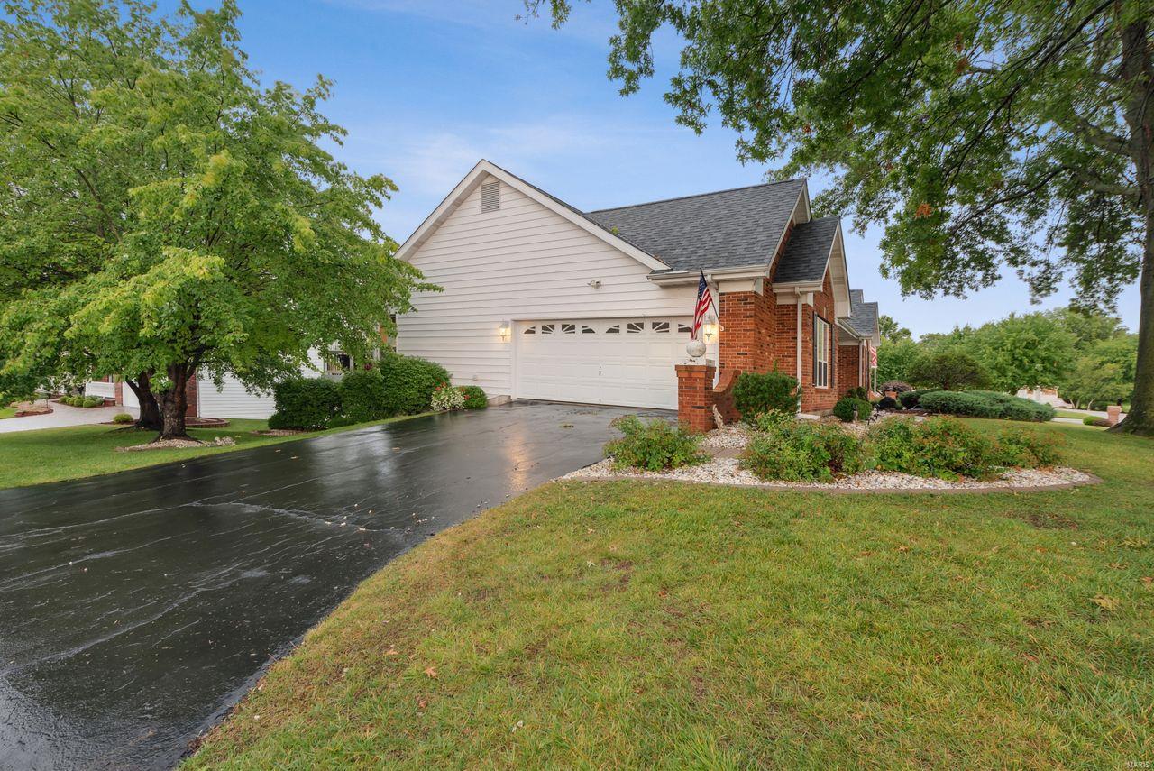 245 Cedar Forest Court Weldon Spring, MO 63304 - Photo 3 of 25 Gallery Image 3