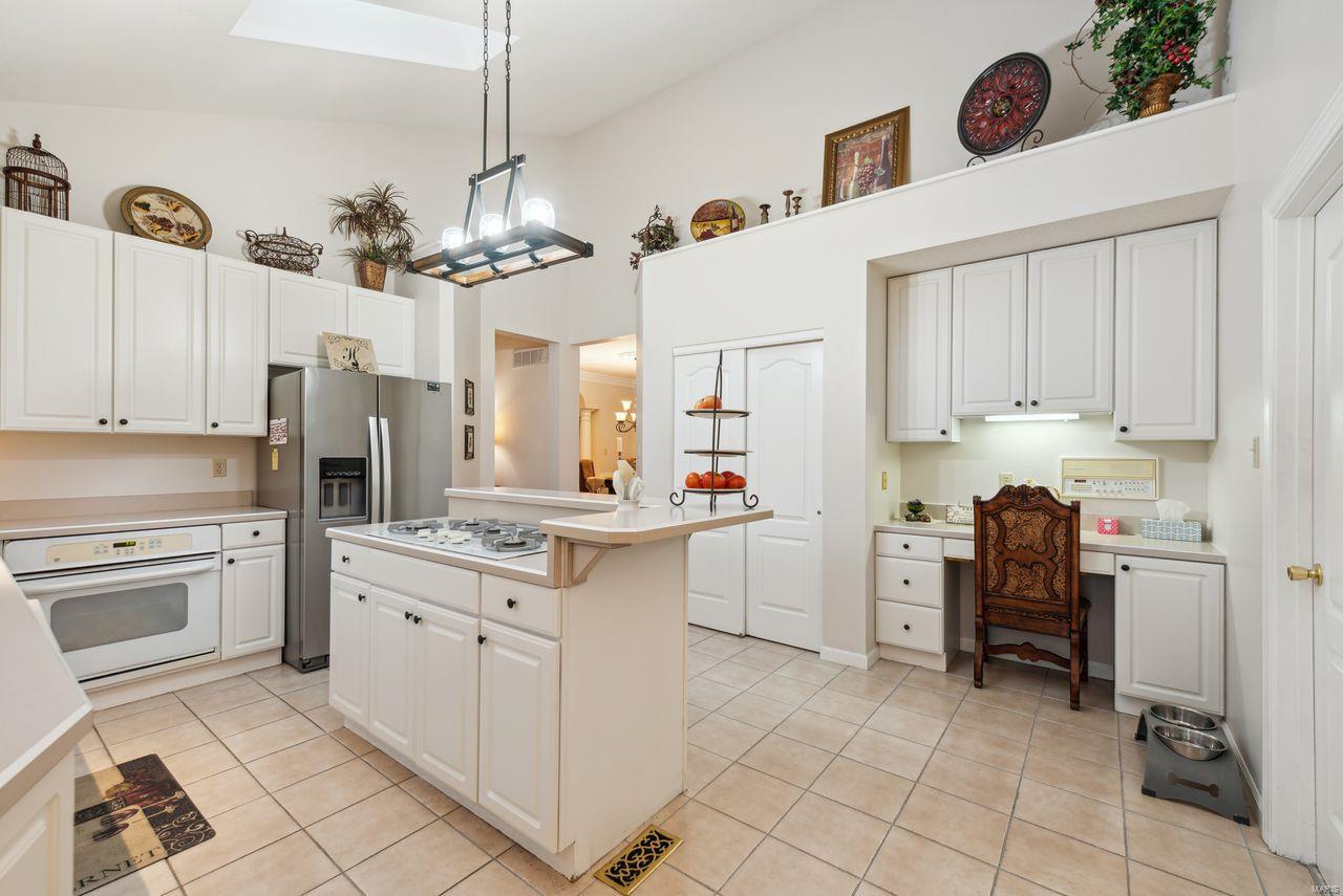 245 Cedar Forest Court Weldon Spring, MO 63304 - Photo 8 of 25 Gallery Image 8
