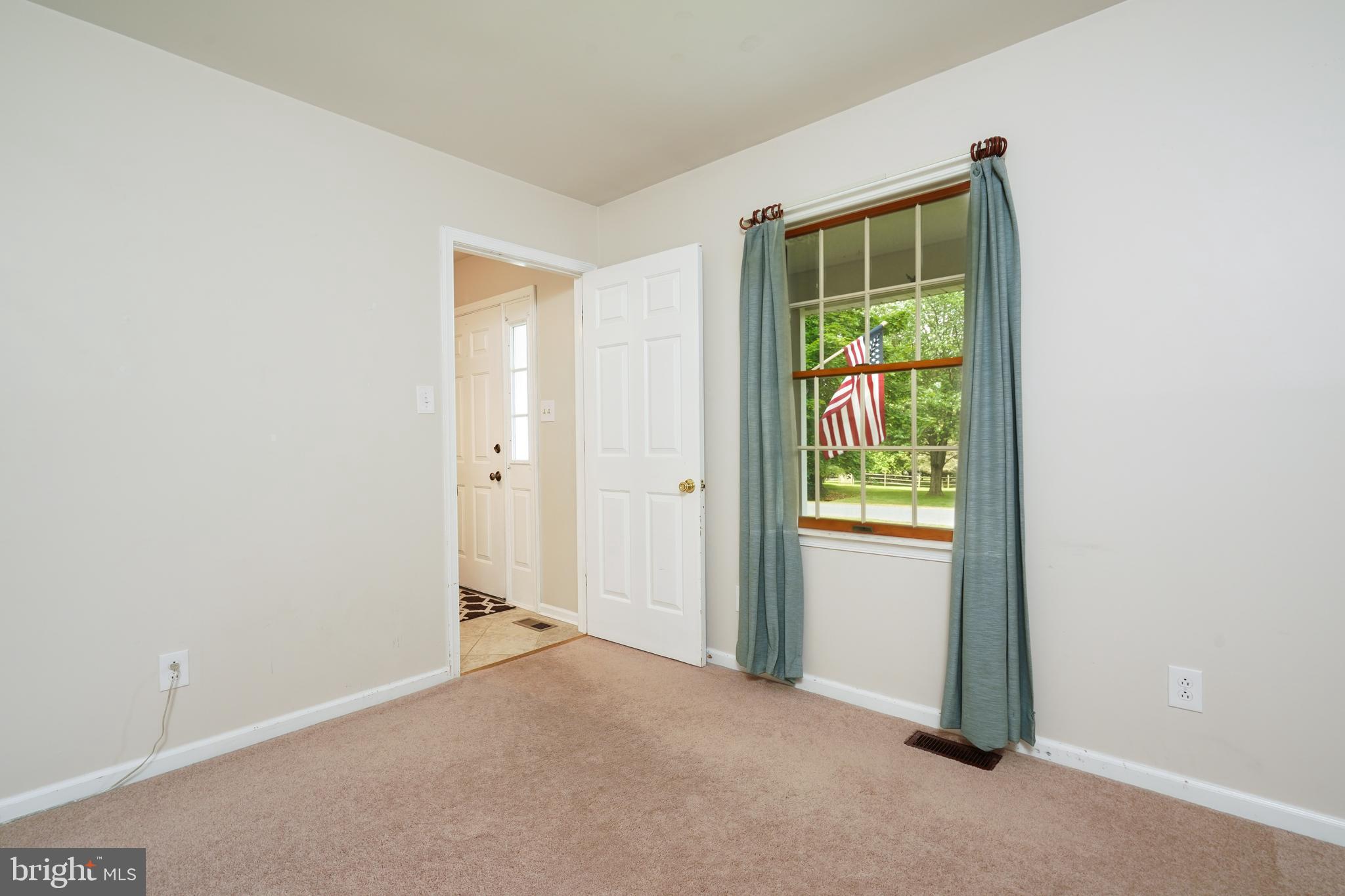 79 Stratton Circle Elkton, MD 21921 - Photo 14 of 28 Office on main level