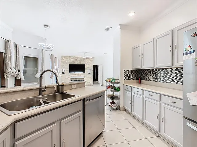 $2,800 | 2710 Patrician Circle, Kissimmee, FL 34746