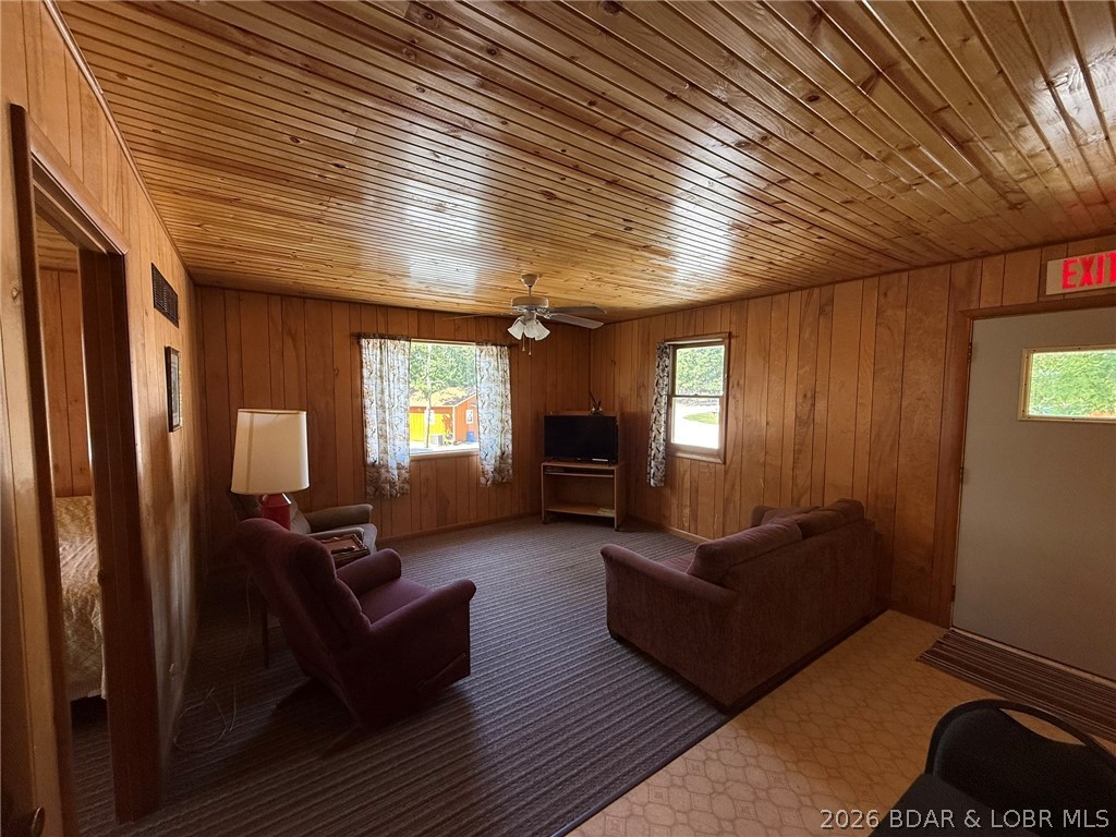 29798 Liars Loop Warsaw, MO 65355 - Photo 6 of 24