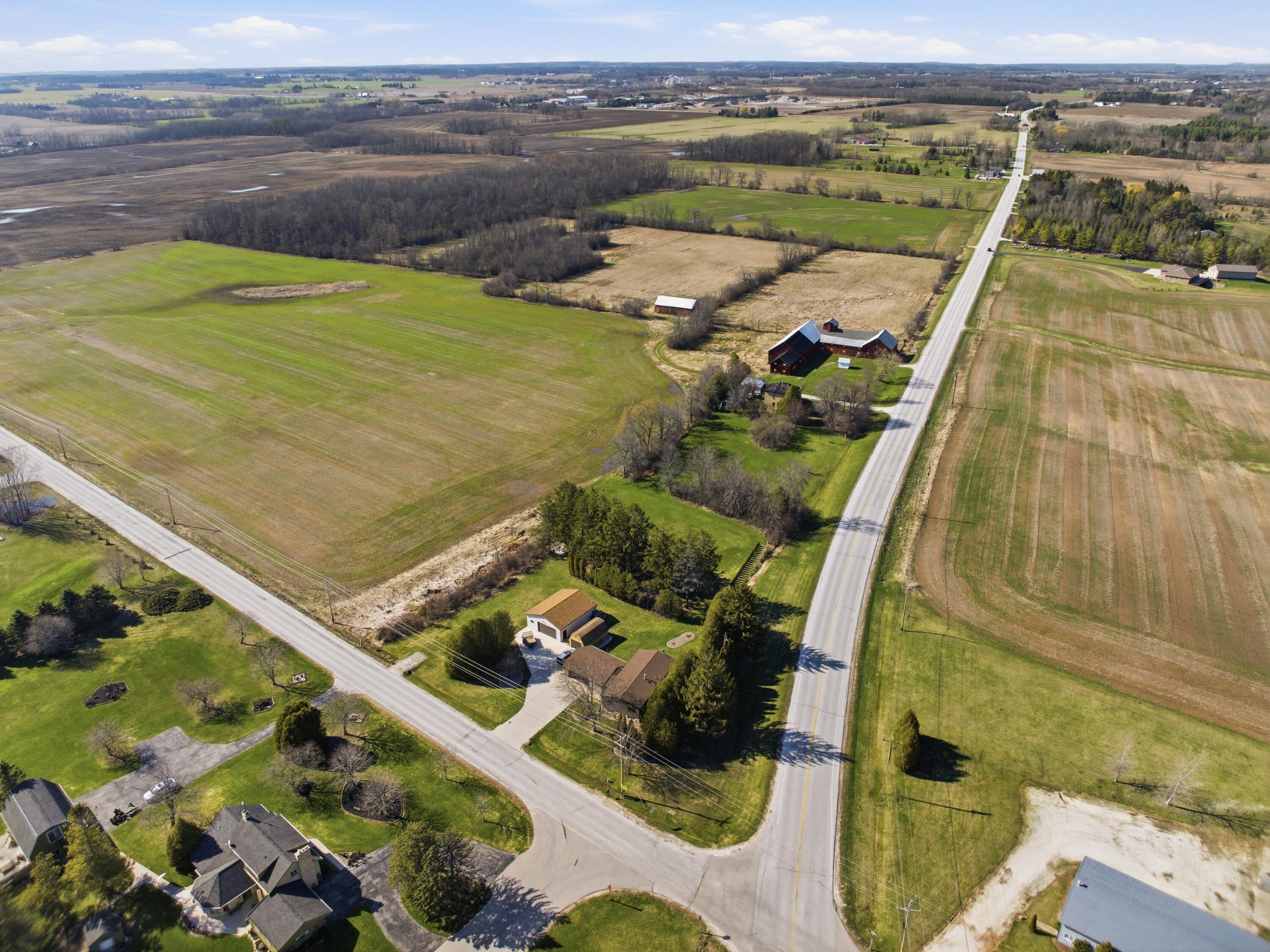 3510 County Highway Manitowoc, WI 54220 - Photo 13 of 36 002_DJI_20260421163052_0891_D