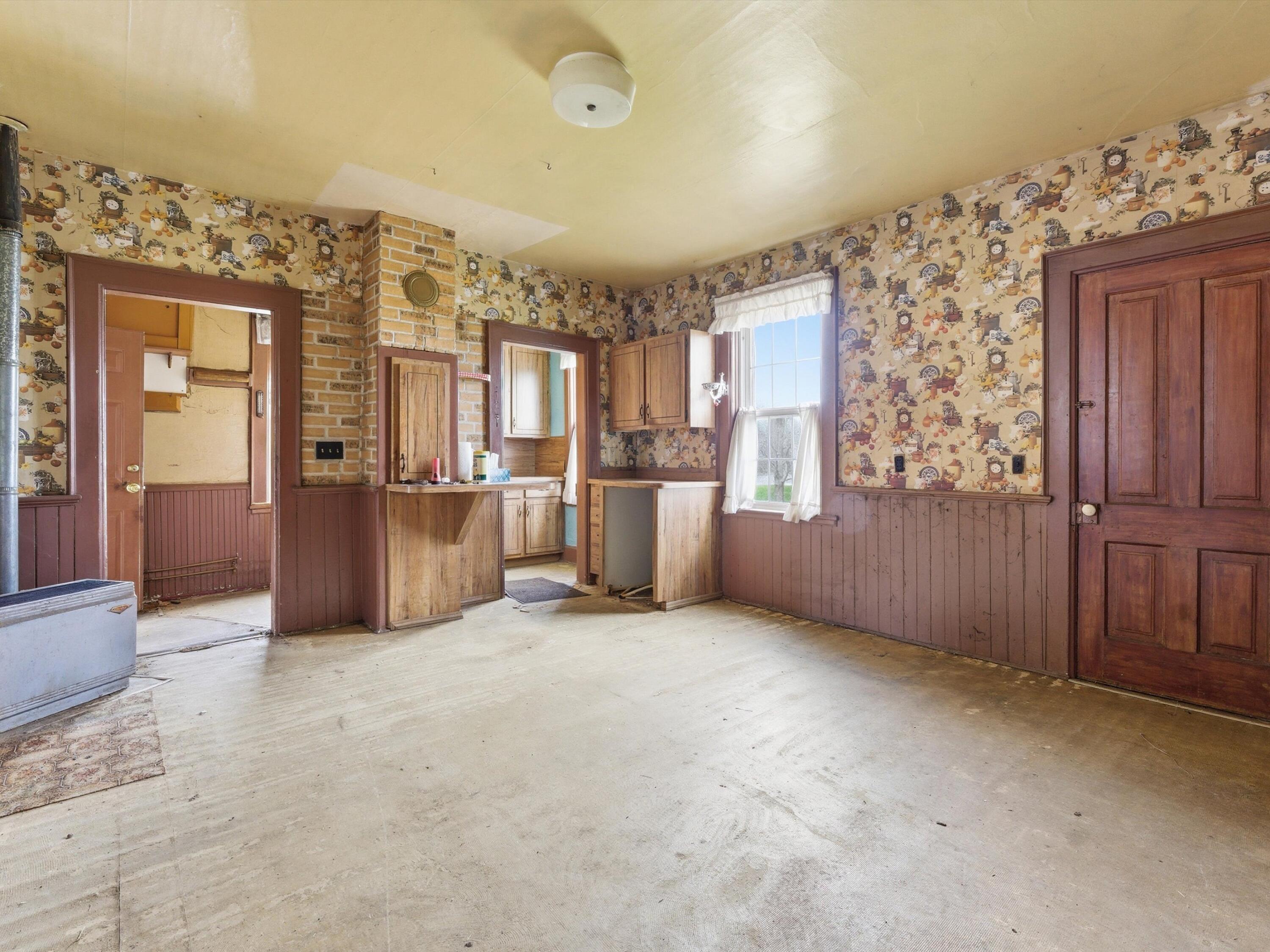 3510 County Highway Manitowoc, WI 54220 - Photo 19 of 36 Kitchen