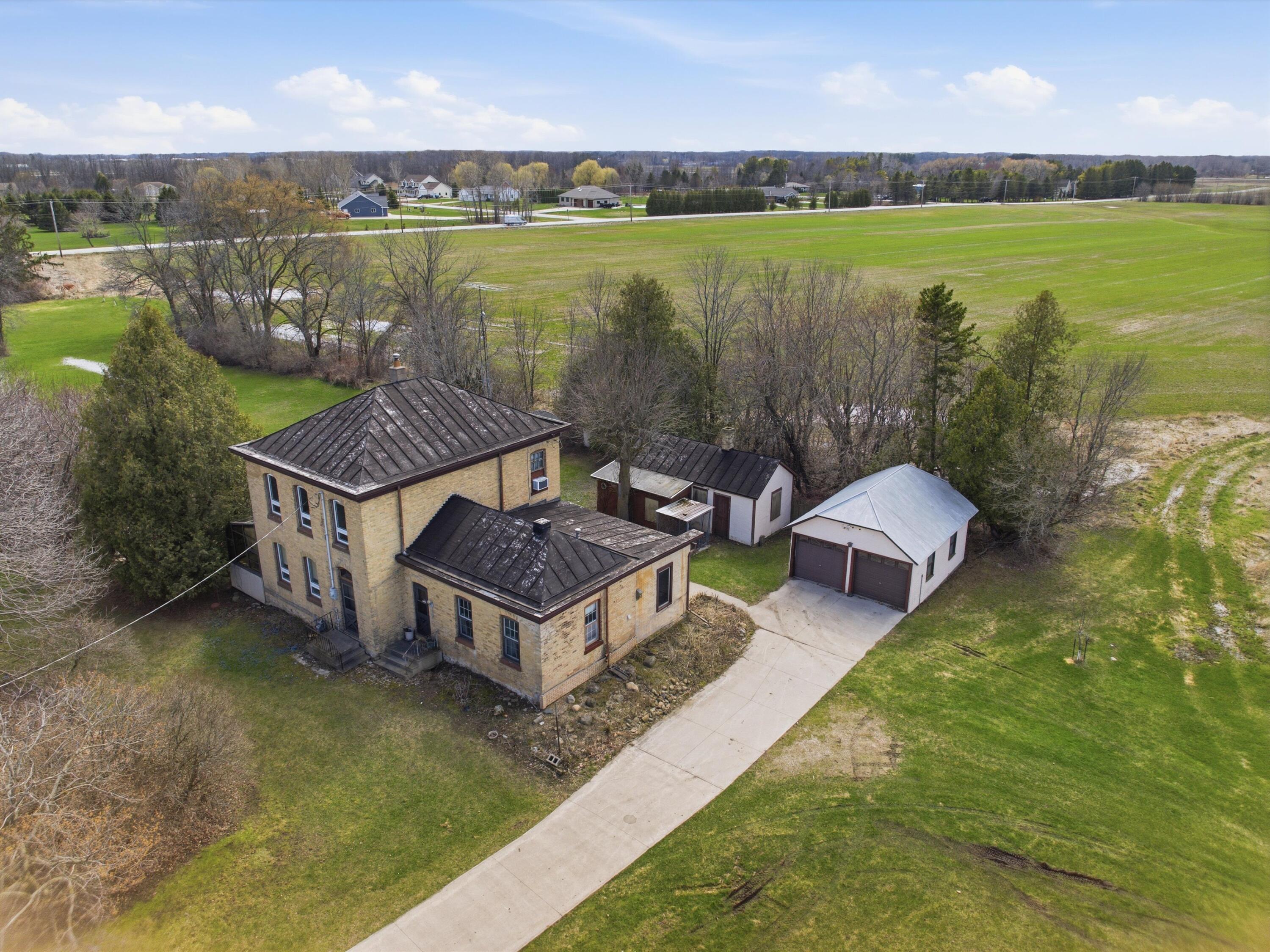 3510 County Highway Manitowoc, WI 54220 - Photo 8 of 36 21-009_2991992_52645_0766_D