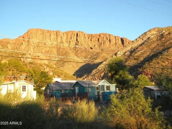 $245,000 | 75 North High School Avenue, Superior, AZ 85173