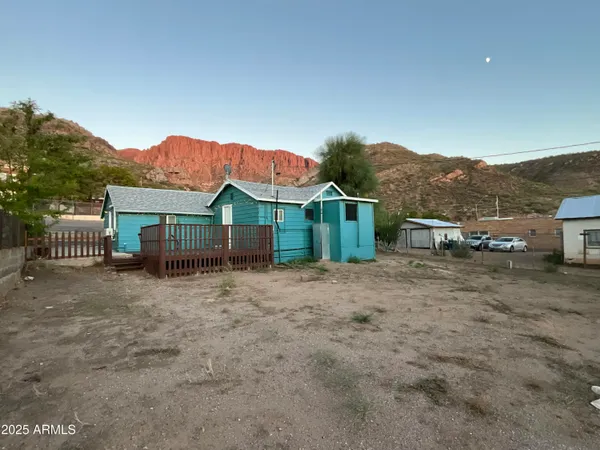$245,000 | 75 North High School Avenue, Superior, AZ 85173