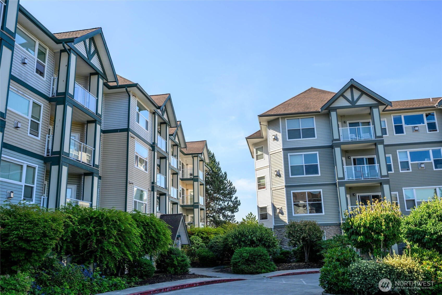 259 West Bakerview Road, Unit 304 Bellingham, WA 98226 - Photo 3 of 40 Gallery Image 3