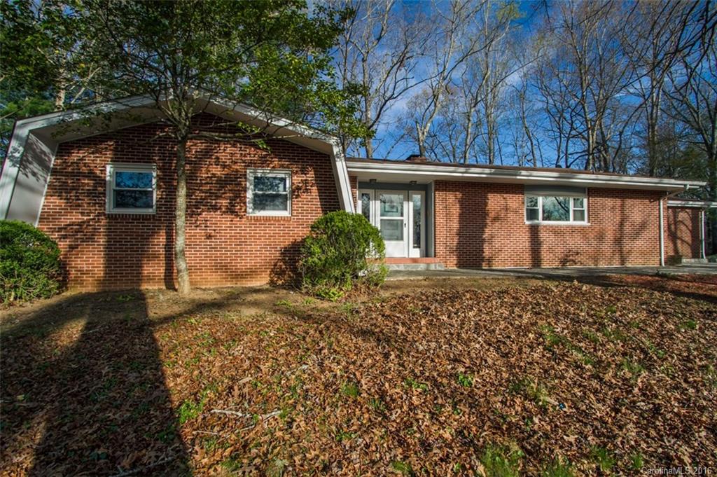 481 University Heights Road Cullowhee, NC 28723 - Photo 1 of 24 Gallery Image 1