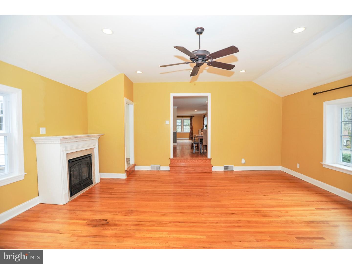 784 Moredon Road Jenkintown, PA 19046 - Photo 6 of 25 Family Room