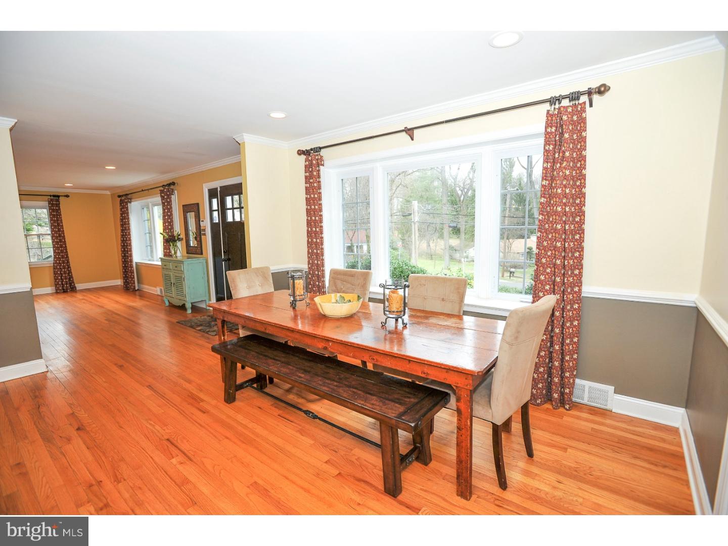 784 Moredon Road Jenkintown, PA 19046 - Photo 7 of 25 Dining Room