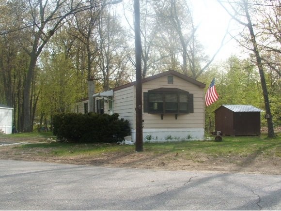 68 Tonka Street Rochester, NH 03867 - Photo 1 of 1
