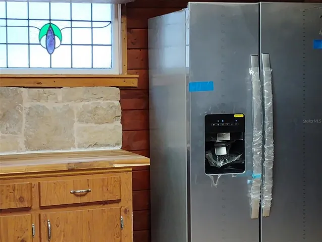 a view of a bunch of trees