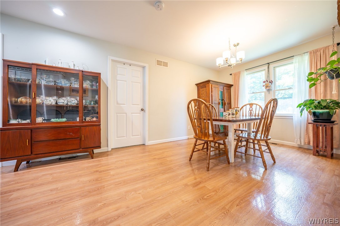 760 West Falls Road West Falls, NY 14170 - Photo 15 of 35