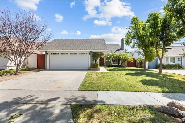 $955,000 | 1732 North Bedford Circle, Anaheim, CA 92806
