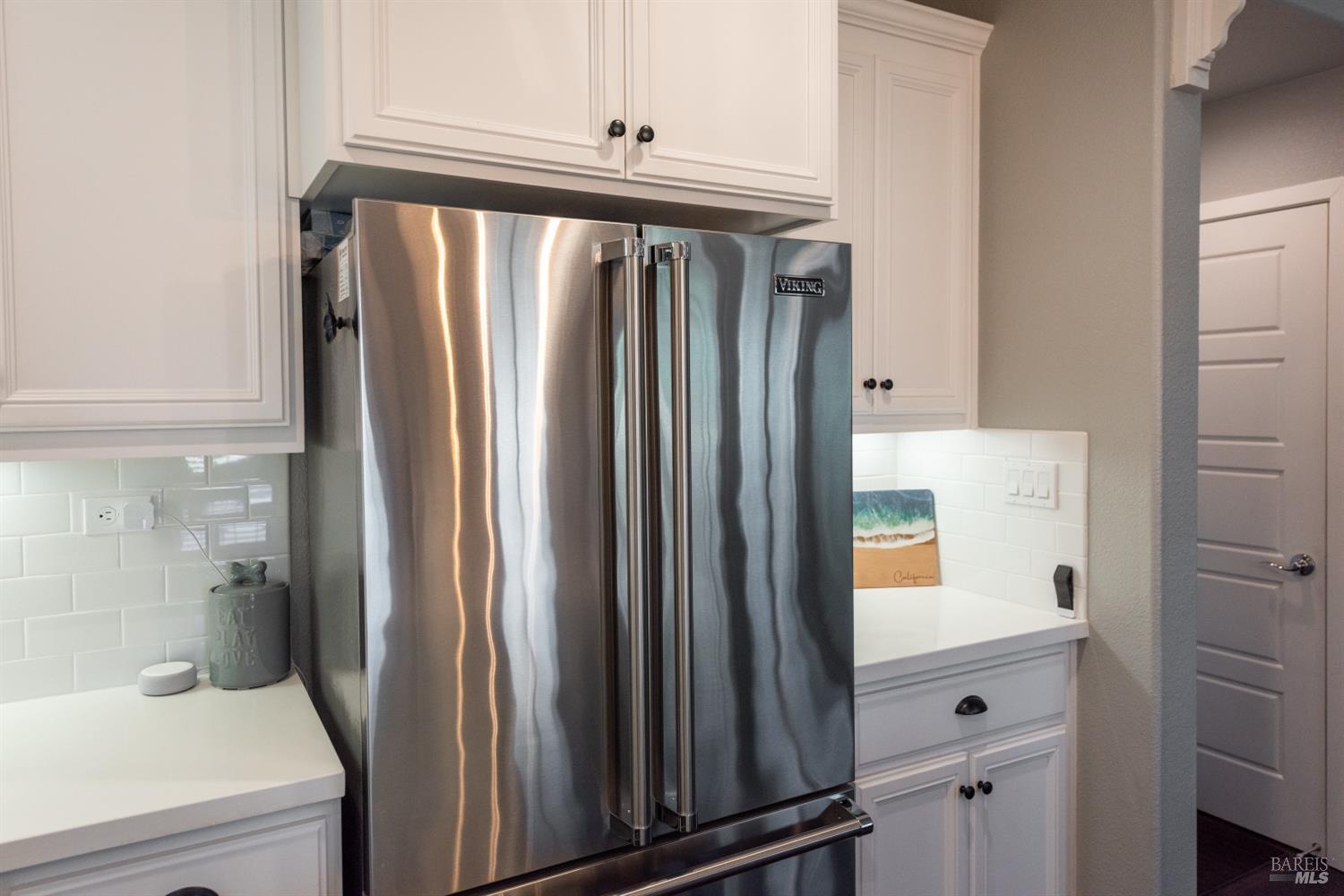 5453 Kaitlyn Place Rohnert Park, CA 94928 - Photo 9 of 41 Professional appliances make this kitchen truly shine