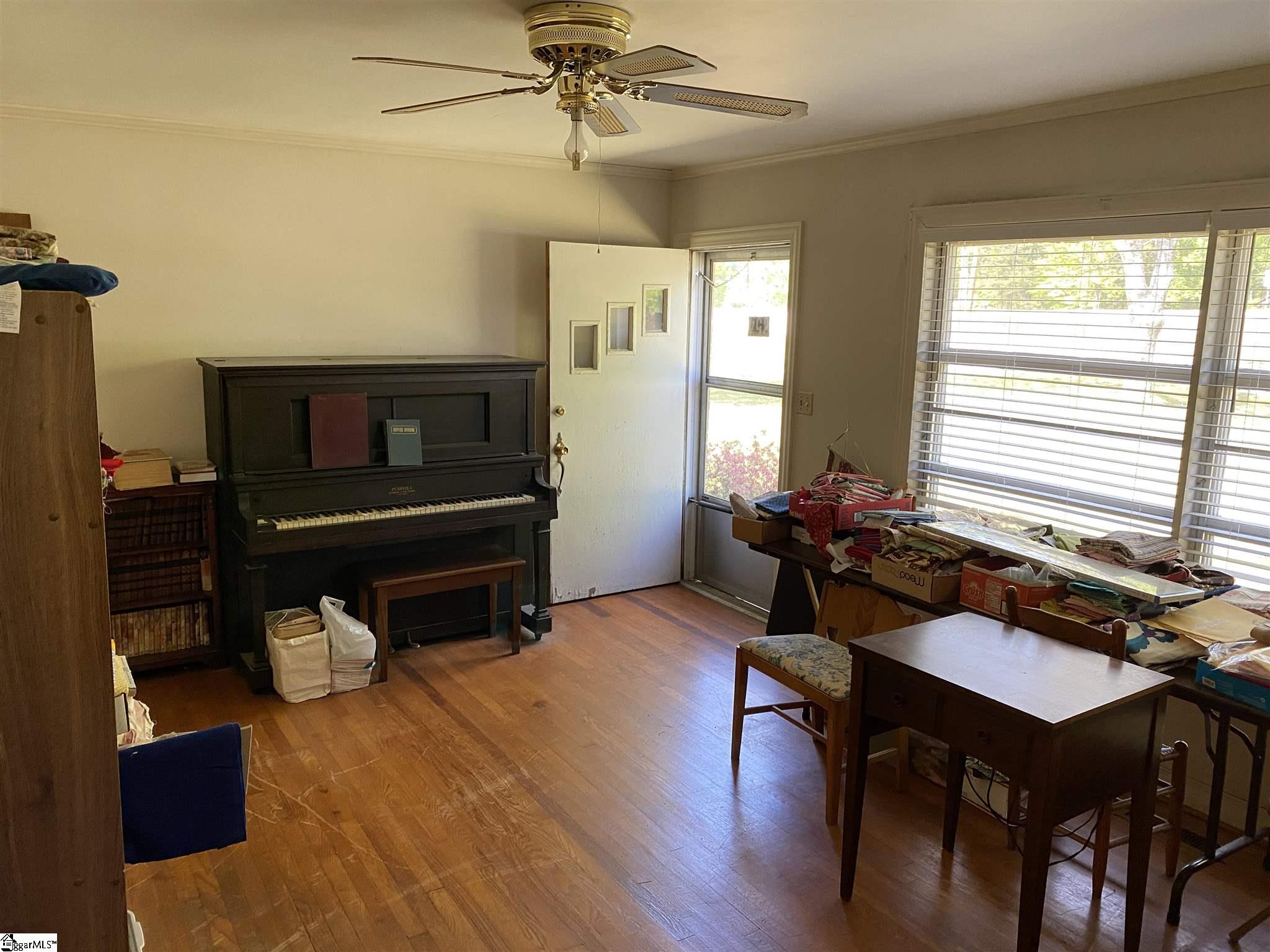 800 North Rutherford Road Taylors, SC 29687 - Photo 11 of 27