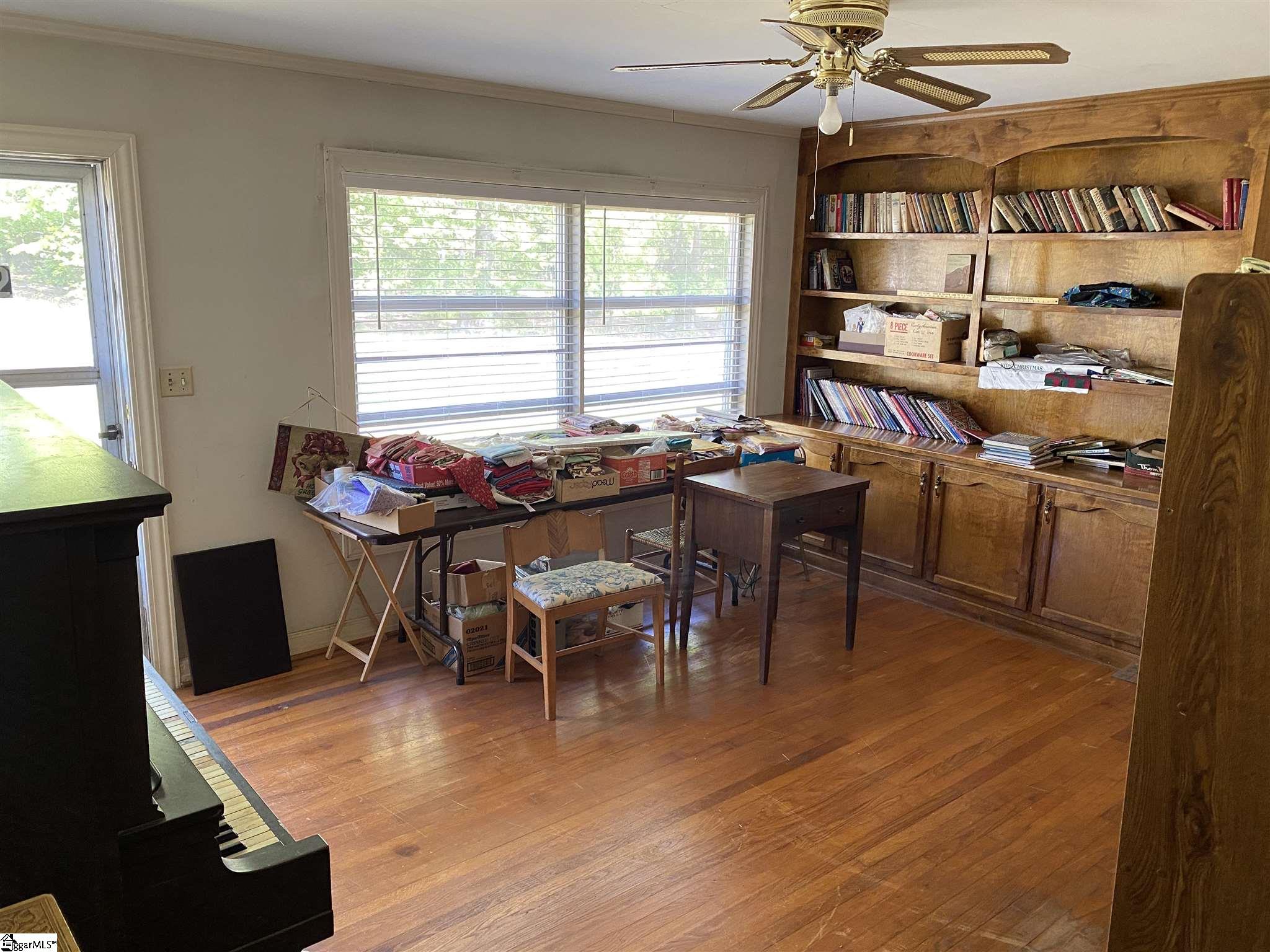 800 North Rutherford Road Taylors, SC 29687 - Photo 12 of 27