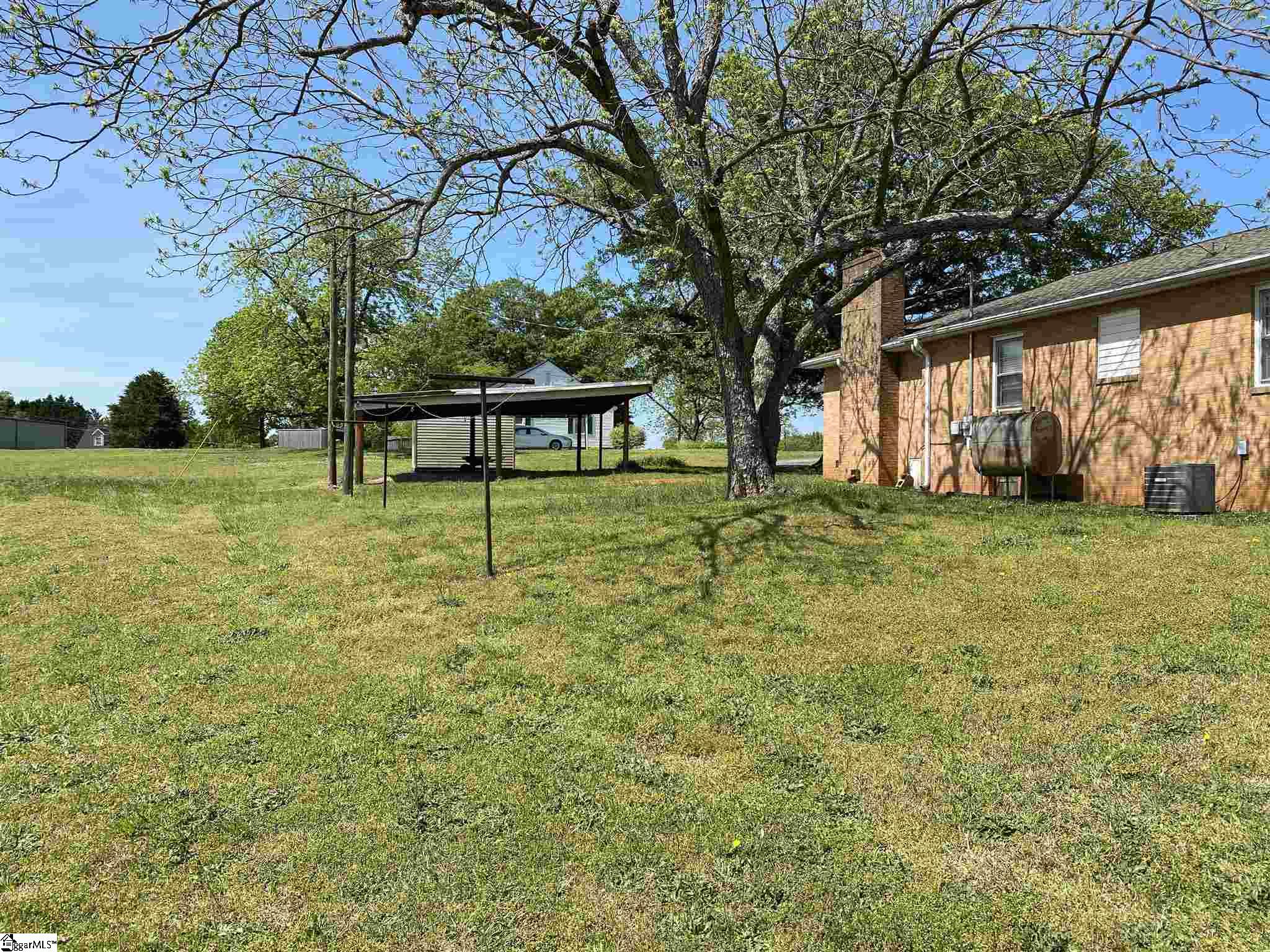 800 North Rutherford Road Taylors, SC 29687 - Photo 7 of 27