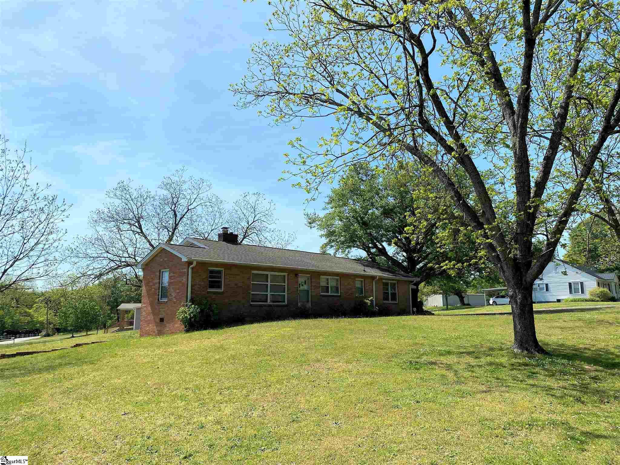 800 North Rutherford Road Taylors, SC 29687 - Photo 10 of 27