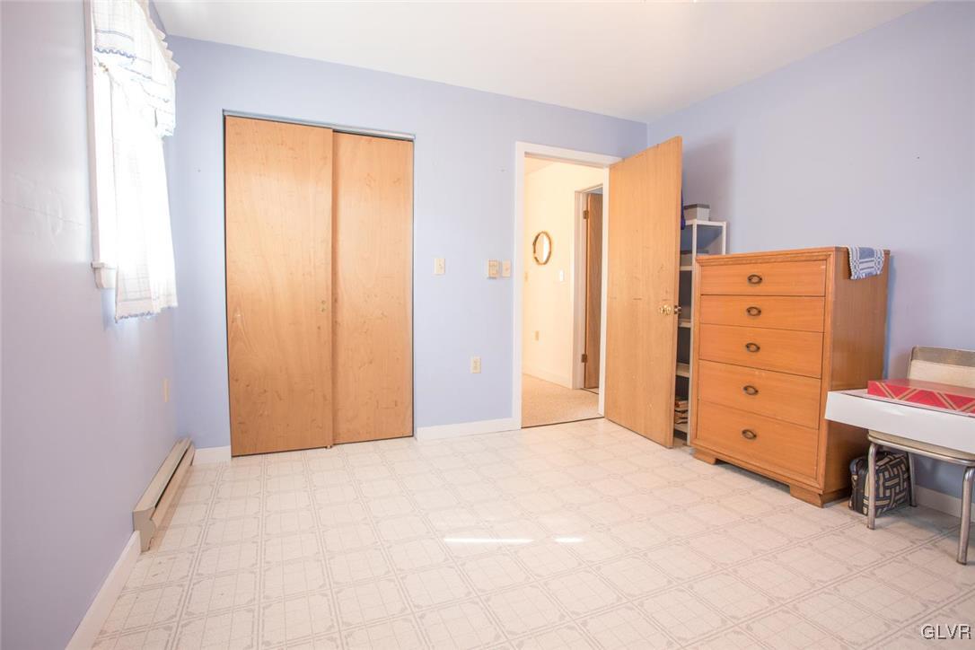203 Center Road Stroudsburg, PA 18360 - Photo 18 of 27 Gallery Image 18