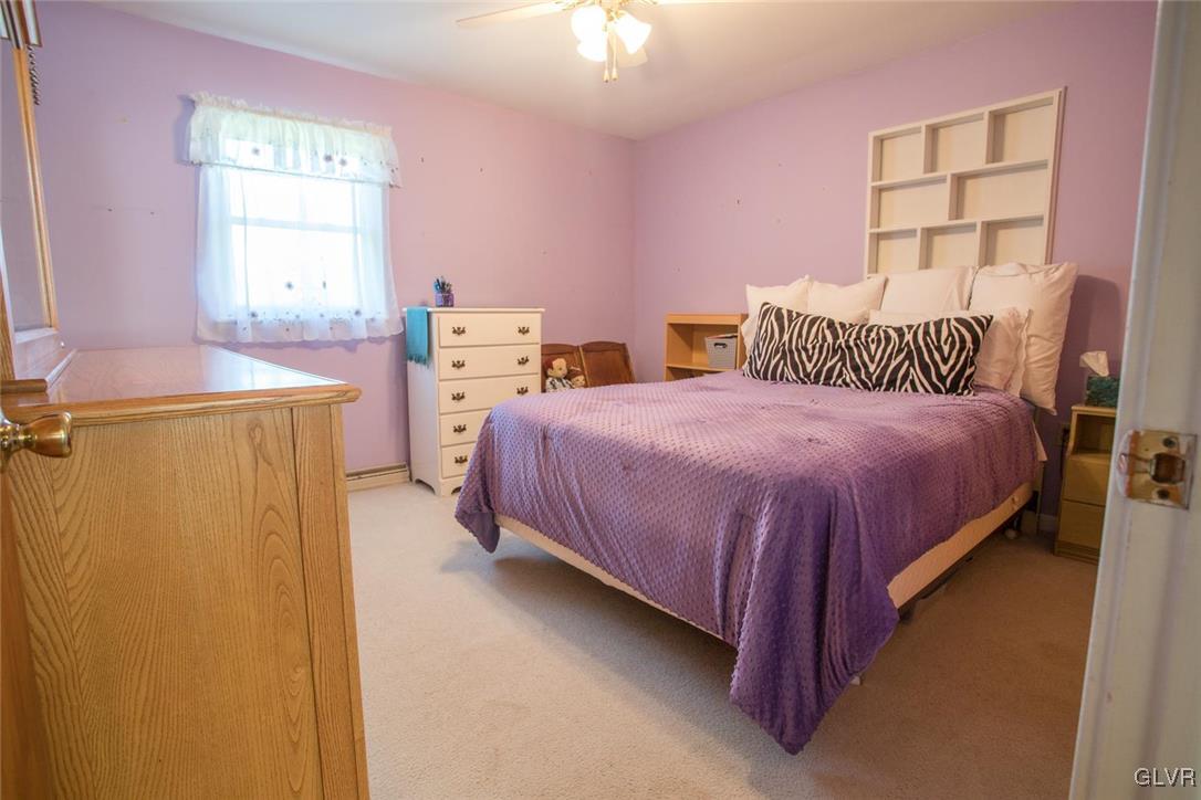 203 Center Road Stroudsburg, PA 18360 - Photo 20 of 27 Gallery Image 20