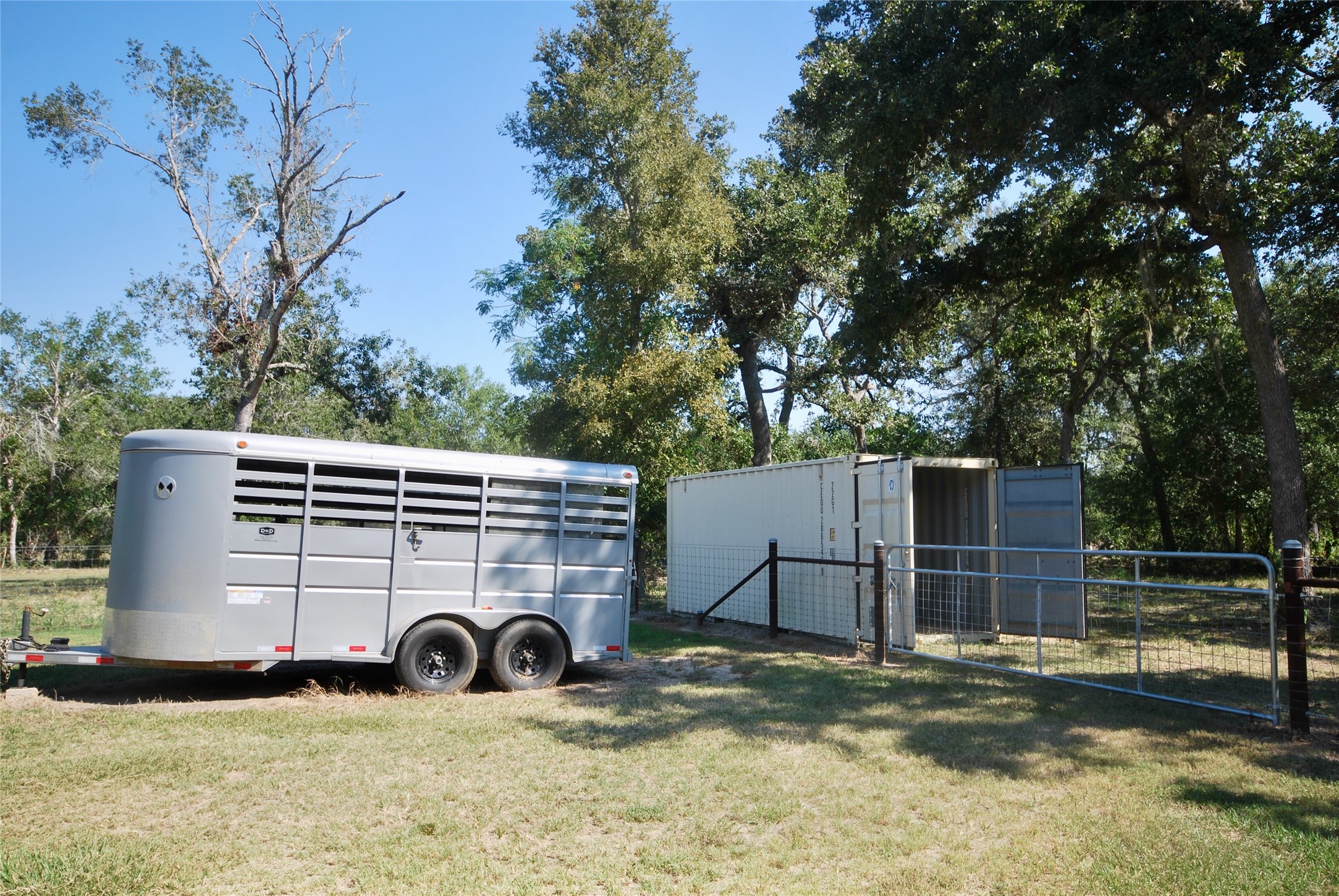 3033 County Road 18 Hallettsville, TX 77964 - Photo 26 of 50