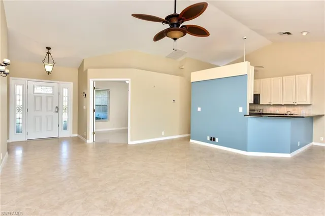 $2,800 | 3563 Kent Drive, Naples, FL 34112