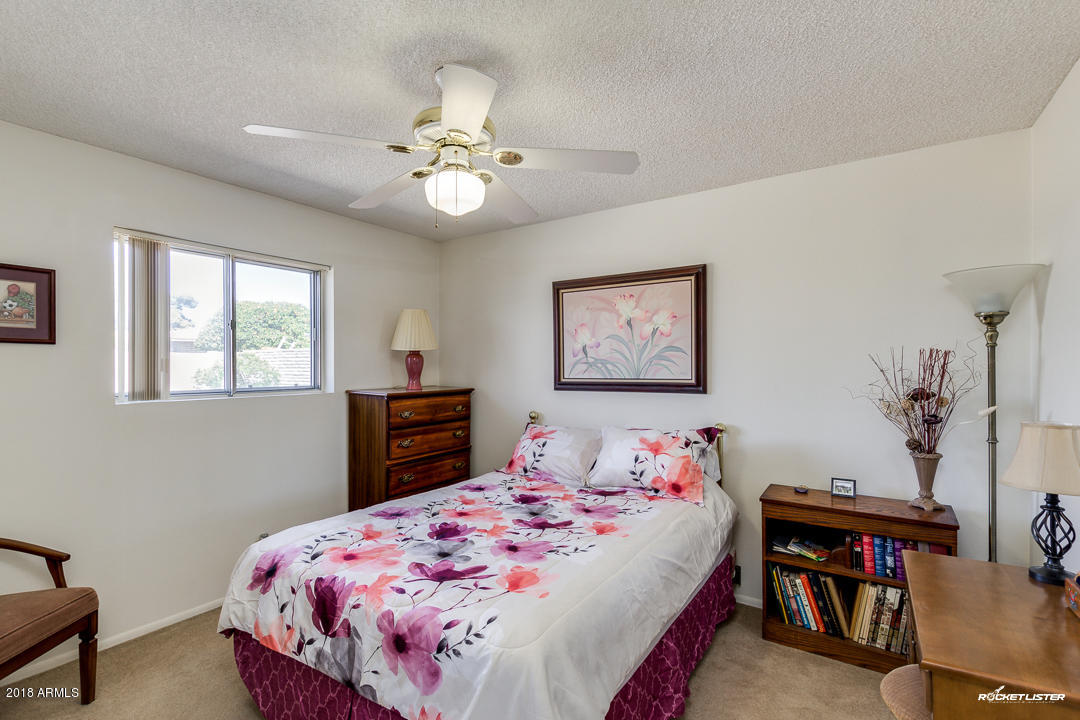 6552 East Adobe Road Mesa, AZ 85205 - Photo 18 of 40 Nice sized Bedroom